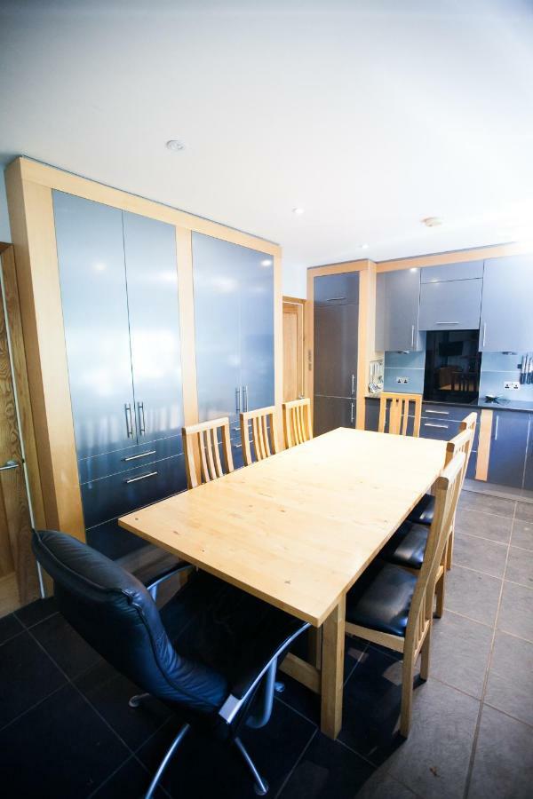 Honest University Apartment 2 Southampton Eksteriør bilde
